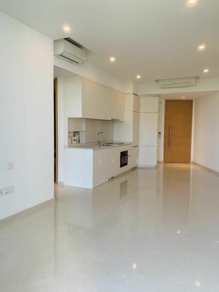 The Crest, 103 Prince Charles Crescent, 2 Bedrooms, 797 sqft, Condominium For Rent, by Kelly Ye, 21331797 - PropertyGuru.com.sg