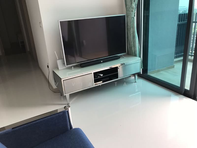 J Gateway, 2 Gateway Drive, 3 Bedrooms, 969 sqft, Condominium For Rent, by Vivian Tan, 21333976 - PropertyGuru.com.sg
