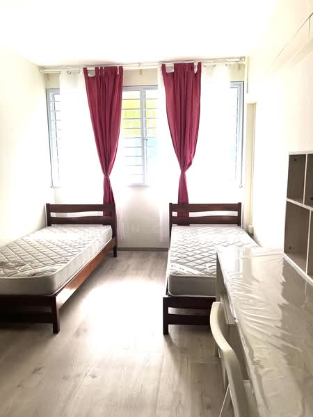 141 Petir Road, 141 Petir Road, Room Rental, 150 sqft, HDB Flat For Rent, by Kat Ng 黄秀芳, 21334039 - PropertyGuru.com.sg