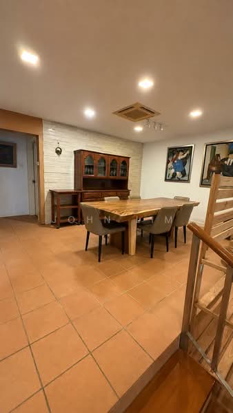 Goldhill Gardens, Goldhill Drive, 4 Bedrooms, 3,300 sqft, Terraced House For Rent, by John Lim, 21335032 - PropertyGuru.com.sg