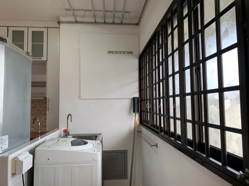 375 Clementi Avenue 4, 375 Clementi Avenue 4, 1 Bedroom, 721 sqft, HDB Flat For Rent, by Joanne Gan, 21335670 - PropertyGuru.com.sg