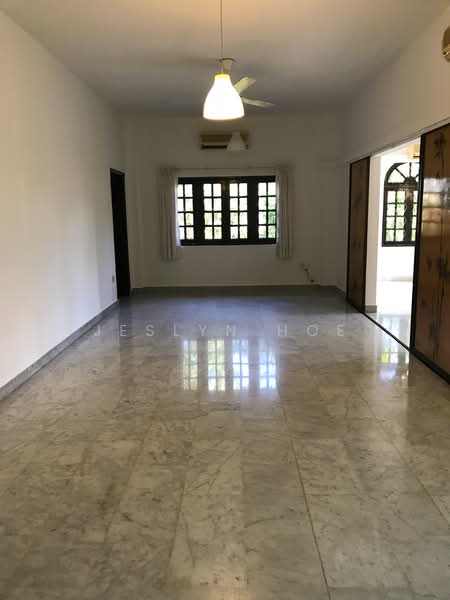 Single Storey Bungalow at Chestnut Crescent, Chestnut Crescent, 3 Bedrooms, 2,500 sqft, Bungalow House For Rent, by Jeslyn Hoe, 21339340 - PropertyGuru.com.sg