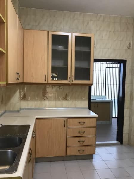 Single Storey Bungalow at Chestnut Crescent, Chestnut Crescent, 3 Bedrooms, 2,500 sqft, Bungalow House For Rent, by Jeslyn Hoe, 21339340 - PropertyGuru.com.sg