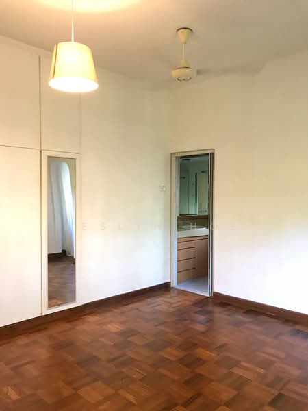 Single Storey Bungalow at Chestnut Crescent, Chestnut Crescent, 3 Bedrooms, 2,500 sqft, Bungalow House For Rent, by Jeslyn Hoe, 21339340 - PropertyGuru.com.sg