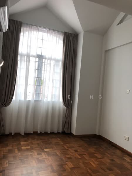 Kingswear Ave, , 6 Bedrooms, 3,800 sqft, Terraced House For Rent, by Charlee Ng, 21346005 - PropertyGuru.com.sg