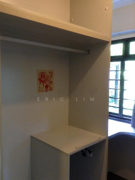 109B Depot Road, 109B Depot Road, 4 Bedrooms, 1,248 sqft, HDB Flat For Rent, by Eric Lim, 21347820 - Master Bedroom Walk-In Wardrobe - PropertyGuru.com.sg