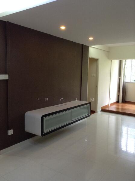 109B Depot Road, 109B Depot Road, 4 Bedrooms, 1,248 sqft, HDB Flat For Rent, by Eric Lim, 21347820 - Hall with TV Console - PropertyGuru.com.sg