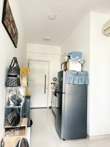 For Rent - Suites @ Sims