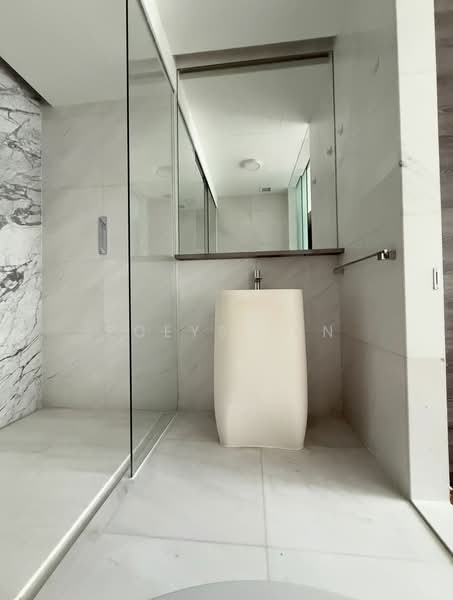 The Scotts Tower, 38 Scotts Road, 1 Bedroom, 657 sqft, Condominium For Sale, by Zoeys Tan, 21348895 - PropertyGuru.com.sg