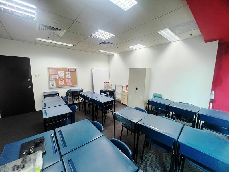 Tampines Plaza, 5 Tampines Central 1, Pasir Ris / Tampines, 2,035 sqft, Office For Rent, by Henry Tan, 21348984 - CommercialGuru.com.sg