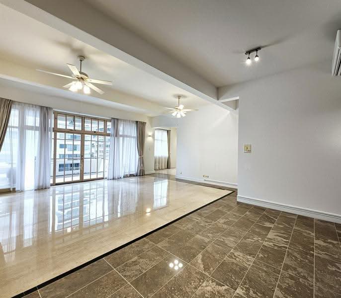Leonie Condotel, 2 Leonie Hill Road, Orchard / River Valley, 4 Bedrooms, 2,722 sqft, Condominium For Rent, by Richard Then, 21349278 - Living Room - PropertyGuru.com.sg