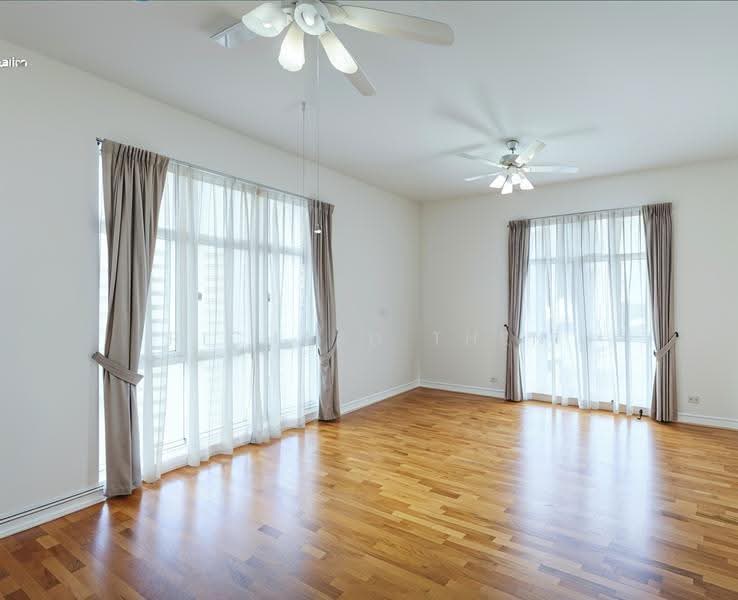 Leonie Condotel, 2 Leonie Hill Road, Orchard / River Valley, 4 Bedrooms, 2,722 sqft, Condominium For Rent, by Richard Then, 21349278 - Living Room - PropertyGuru.com.sg