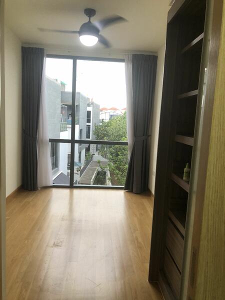 Corner house unblocked views