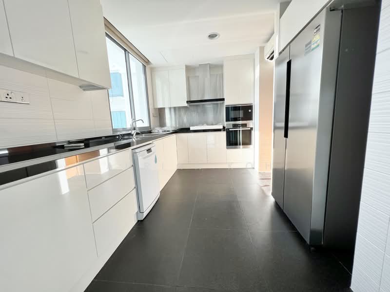 Waterfall Gardens, 8 Farrer Road, 4 Bedrooms, 2,196 sqft, Condominium For Rent, by Adrian Koh, 21356264 - PropertyGuru.com.sg