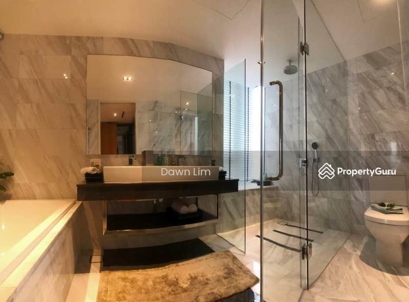 Master Bath Room