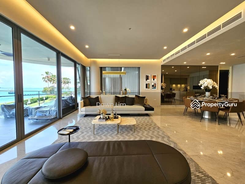 Spacious Seaview Living Area