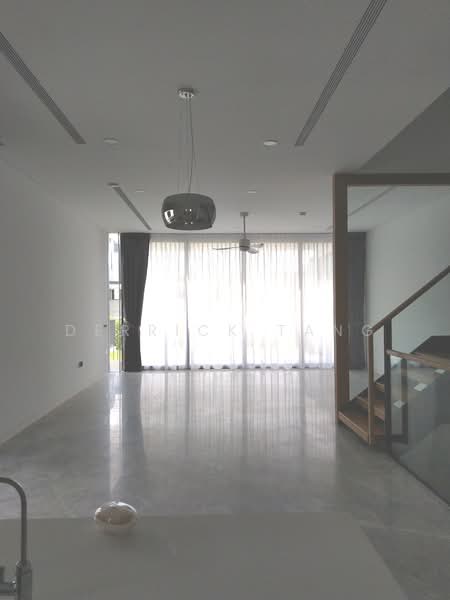 Victoria Park Villas, Coronation Road, 5 Bedrooms, 4,187 sqft, Semi-Detached House For Rent, by Derrick Tang, 21358493 - PropertyGuru.com.sg