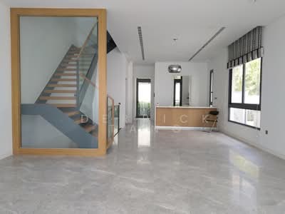 For Rent - Victoria Park Villas