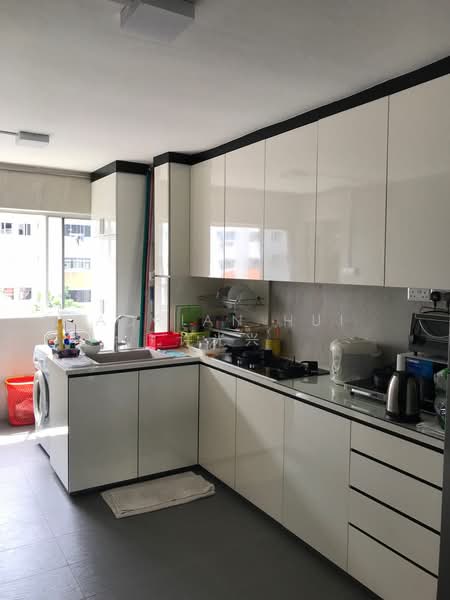 570 Ang Mo Kio Avenue 3, 570 Ang Mo Kio Avenue 3, Room Rental, 250 sqft, HDB Flat For Rent, by Adrian Hui 许光兴, 21359027 - PropertyGuru.com.sg