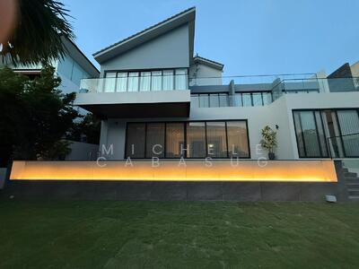 For Sale - Treasure Island