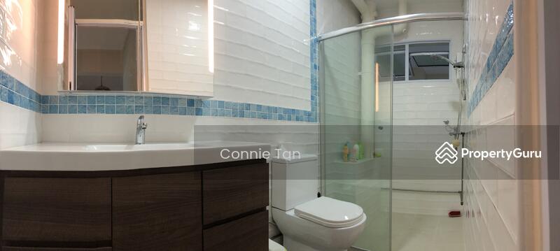 Common Bathroom (Lvl 2 of EM)