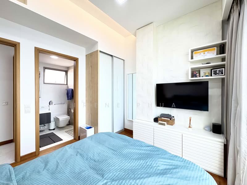 Vista Residences, 26 Jalan Datoh, 5 Bedrooms, 2,293 sqft, Condominium For Sale, by Eirene Phua, 21366338 - Level 2: Bedroom 4 (with Jack & Jill access to bathroom) - PropertyGuru.com.sg