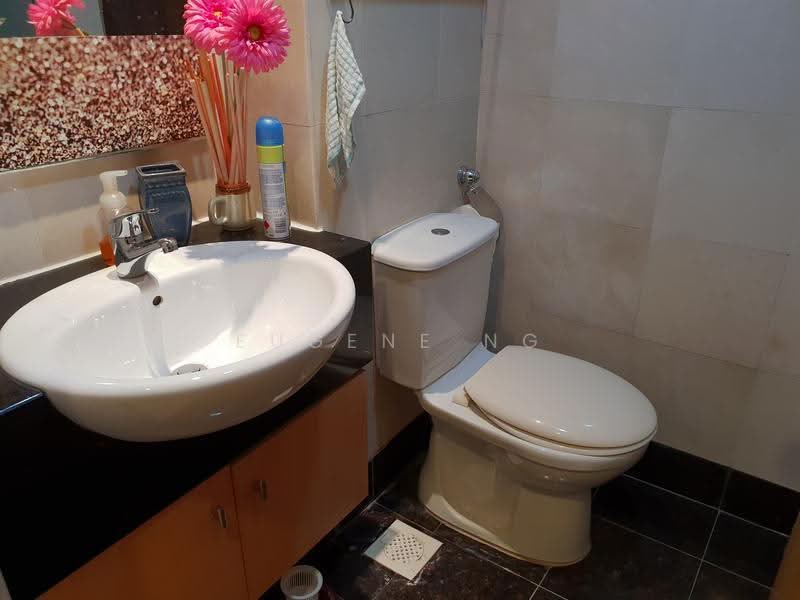 Breezy Mansions, 15 Sandilands Road, Hougang / Punggol / Sengkang, 3 Bedrooms, 1,055 sqft, Condominium For Rent, by Eugene Ng, 21371241 - PropertyGuru.com.sg