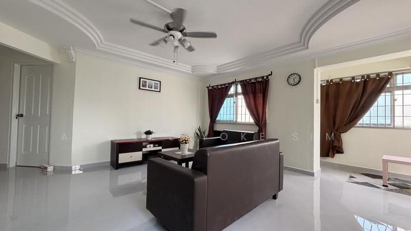 417 Woodlands Street 41, 417 Woodlands Street 41, Admiralty / Woodlands, 3 Bedrooms, 1,227 sqft, HDB Flat For Rent, by Ada Lee Yoke Sim, 21375890 - Living Room - PropertyGuru.com.sg