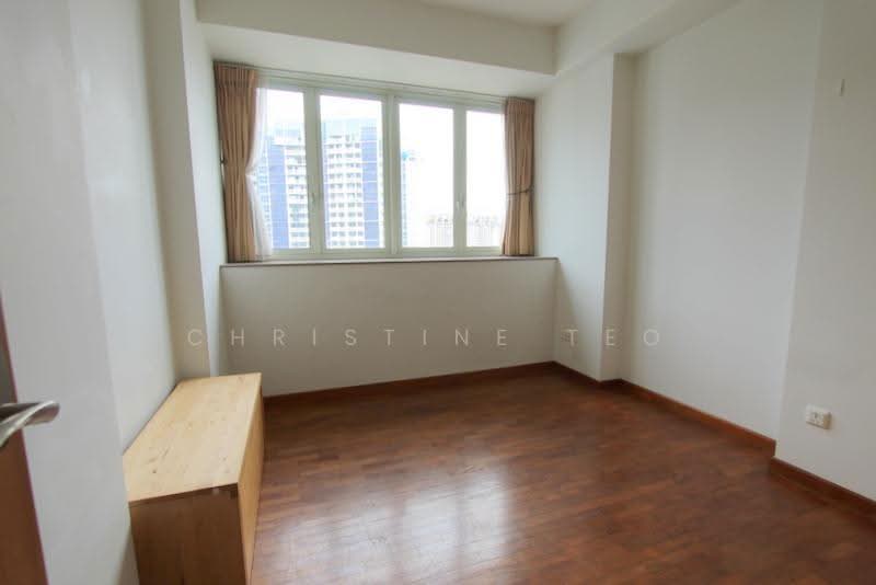 Queens, 12 Stirling Road, Alexandra / Commonwealth, 3 Bedrooms, 1,184 sqft, Condominium For Rent, by Christine Teo, 21377596 - PropertyGuru.com.sg