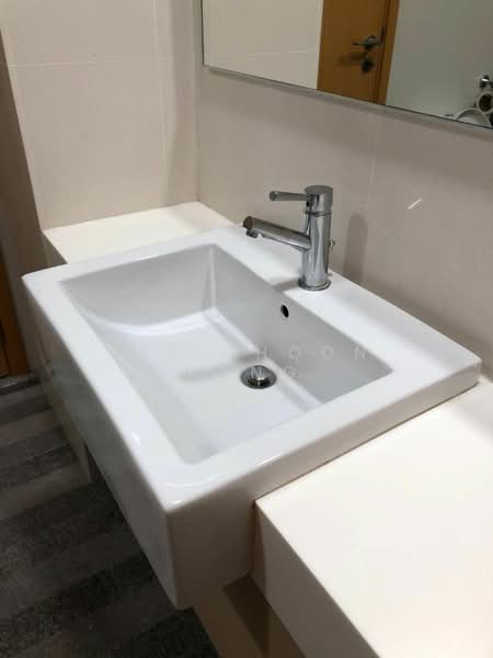 8 @ Mount Sophia, 10 Mount Sophia, 1 Bedroom, 861 sqft, Condominium For Rent, by Lee Choon Weng, 21379605 - PropertyGuru.com.sg