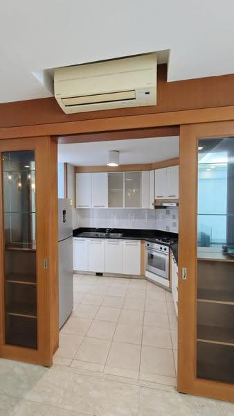 Lilydale, 550 Yishun Ave 6, Sembawang / Yishun, 3 Bedrooms, 1,195 sqft, Condominium For Rent, by Jeannie Lim, 21381103 - Kitchen - PropertyGuru.com.sg