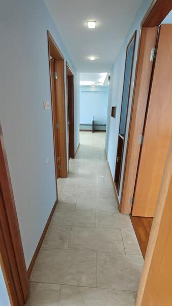 Lilydale, 550 Yishun Ave 6, Sembawang / Yishun, 3 Bedrooms, 1,195 sqft, Condominium For Rent, by Jeannie Lim, 21381103 - Corridor - PropertyGuru.com.sg