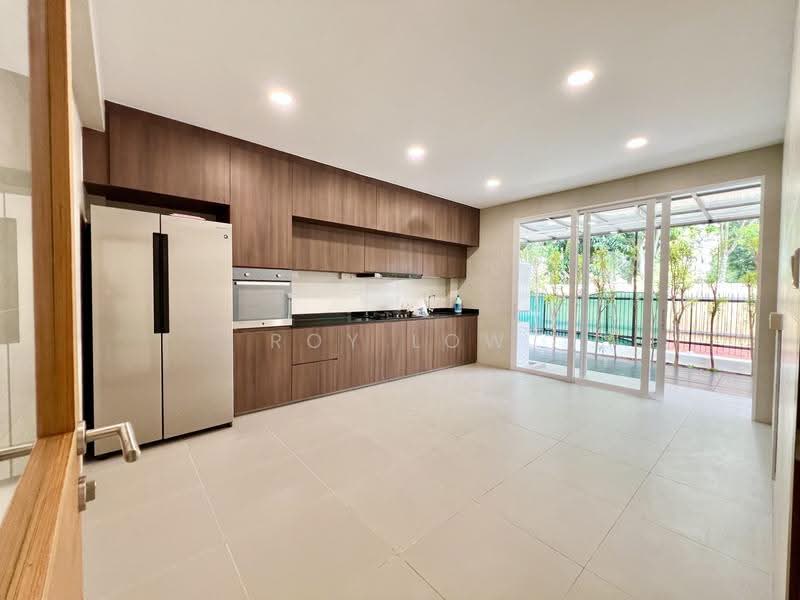 Garden View Estate, Conway Circle, Hougang / Punggol / Sengkang, 5 Bedrooms, 3,788 sqft, Semi-Detached House For Rent, by Roy Low, 21381463 - Kitchen - PropertyGuru.com.sg