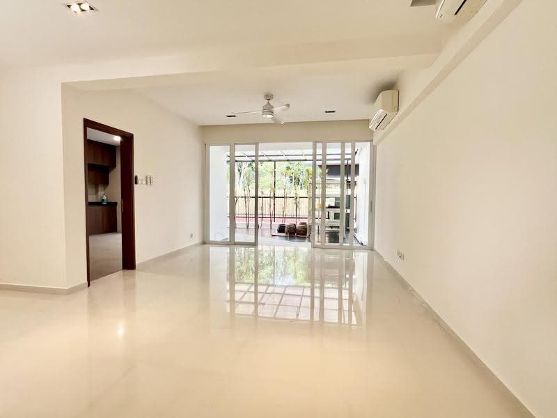 Garden View Estate, Conway Circle, Hougang / Punggol / Sengkang, 5 Bedrooms, 3,788 sqft, Semi-Detached House For Rent, by Roy Low, 21381463 - Living Room - PropertyGuru.com.sg