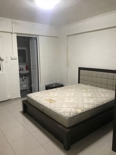 319 Bukit Batok Street 33, 319 Bukit Batok Street 33, 2 Bedrooms, 1,001 sqft, HDB Flat For Rent, by Moses Quek, 21384965 - PropertyGuru.com.sg