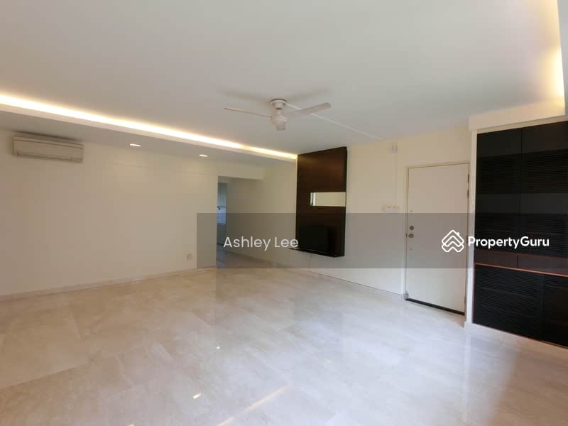 Huge Living Room (Angle 1)