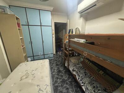 For Rent - 724 Tampines Street 71