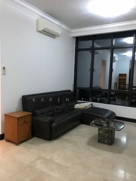 Regent Heights, 52 Bukit Batok East Avenue 5, 2 Bedrooms, 1,023 sqft, Condominium For Rent, by Karen Tse, 21388205 - Living Room - PropertyGuru.com.sg