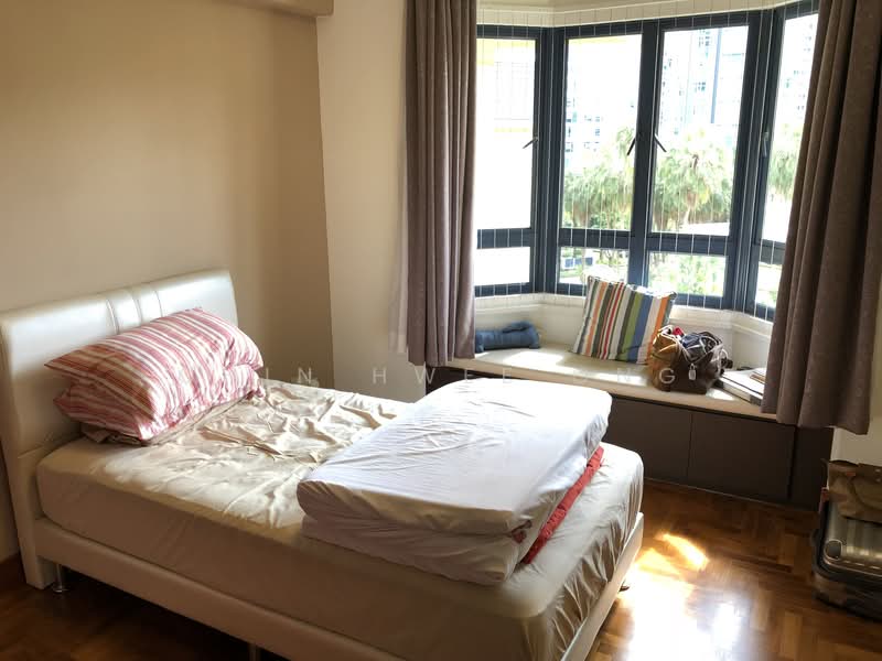 Westcove Condo, 12 West Coast Crescent, 3 Bedrooms, 1,216 sqft, Condominium For Rent, by Chin Hwee ONG, 21391029 - PropertyGuru.com.sg