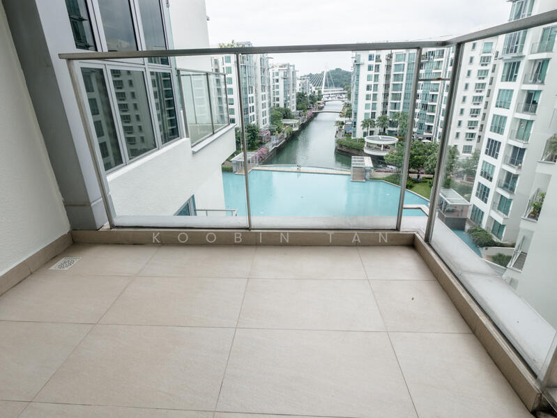 Living Room - Balcony