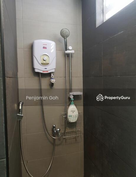 For Rent - Master room at lorong 42 geylang road