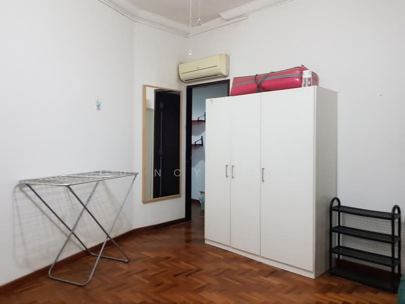 Fengli Gardens, Lorong Ong Lye, 1 Bedroom, 600 sqft, Terraced House For Rent, by Quincy Sung, 21393994 - PropertyGuru.com.sg