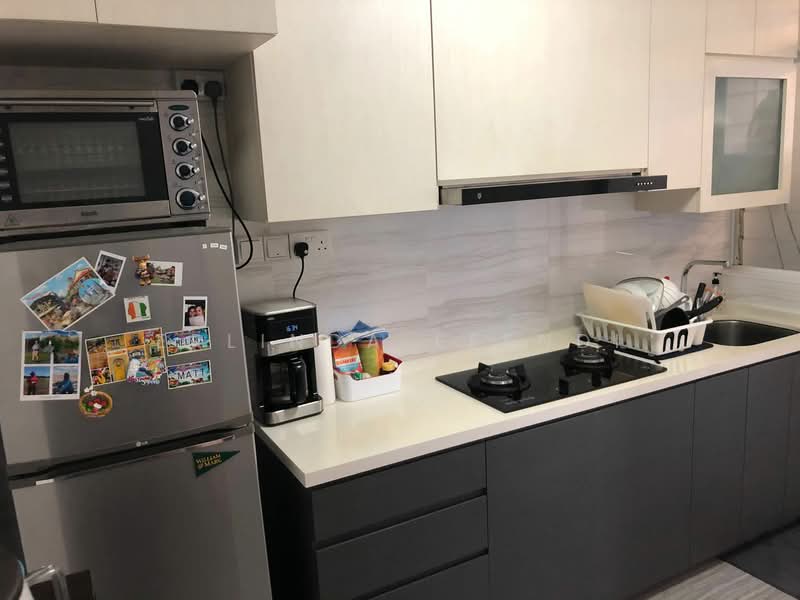 Euro-Asia Court, 7 River Valley Close, 2 Bedrooms, 1,066 sqft, Apartment For Rent, by Erlinda Efendi, 21396628 - PropertyGuru.com.sg