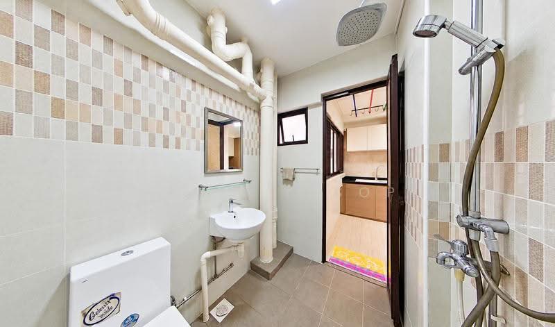 110 Bukit Batok West Avenue 6, 110 Bukit Batok West Avenue 6, Dairy Farm / Bukit Panjang / Choa Chu Kang, Room Rental, 100 sqft, HDB Flat For Rent, by Shafik Yusope, 21396731 - Bathroom - PropertyGuru.com.sg