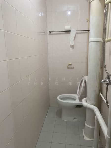 For Rent - 81 Commonwealth Close