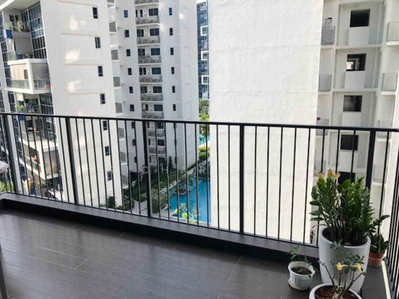 Q Bay Residences, 1 Tampines Street 86, 3 Bedrooms, 904 sqft, Condominium For Rent, by Richard Ho, 21404417 - Balcony - PropertyGuru.com.sg