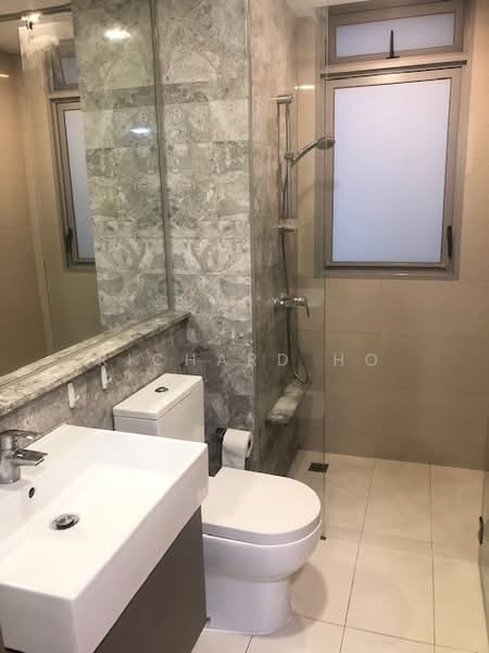 Q Bay Residences, 1 Tampines Street 86, 3 Bedrooms, 904 sqft, Condominium For Rent, by Richard Ho, 21404417 - Common Toiilet - PropertyGuru.com.sg
