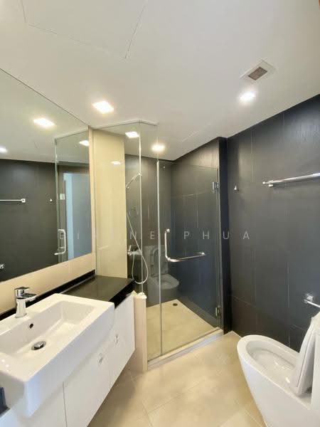 The Springbloom, 145 Serangoon Avenue 3, Hougang / Punggol / Sengkang, 2 Bedrooms, 1,119 sqft, Condominium For Rent, by Eirene Phua, 21406537 - Common bathroom - PropertyGuru.com.sg
