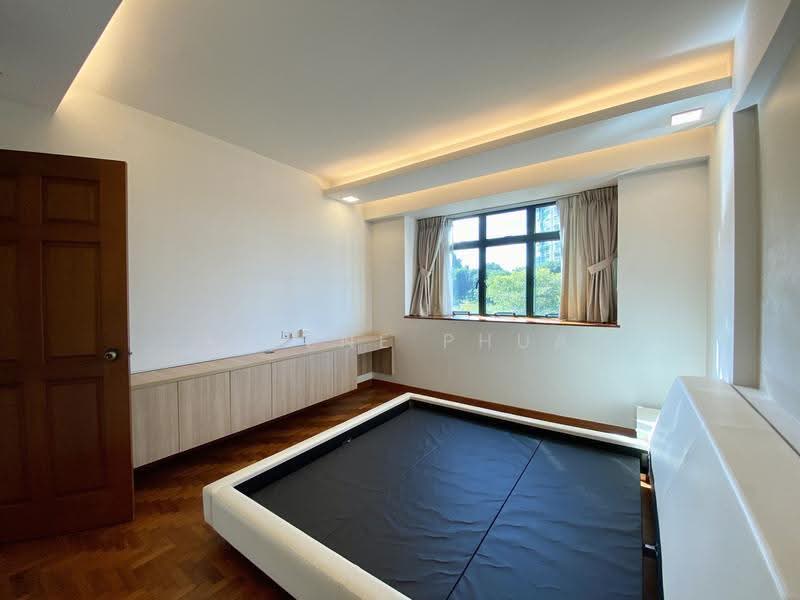 The Springbloom, 145 Serangoon Avenue 3, Hougang / Punggol / Sengkang, 2 Bedrooms, 1,119 sqft, Condominium For Rent, by Eirene Phua, 21406537 - Master bedroom - PropertyGuru.com.sg