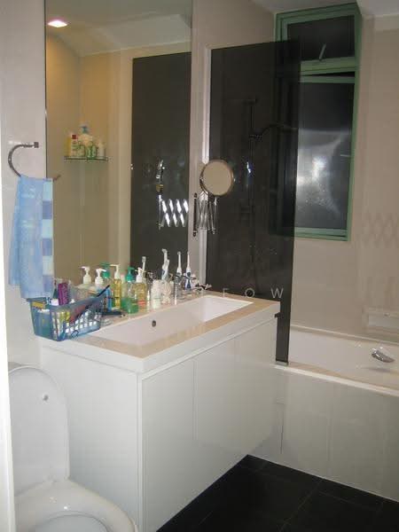 Tiara, 1 Kim Seng Walk, 2 Bedrooms, 894 sqft, Apartment For Rent, by Tom Leow, 21412233 - PropertyGuru.com.sg